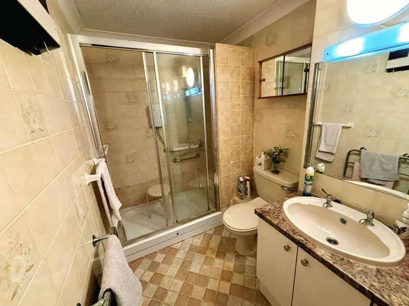 Elstree Road Bushey Heath, Bushey WD23 1GN, photo 6