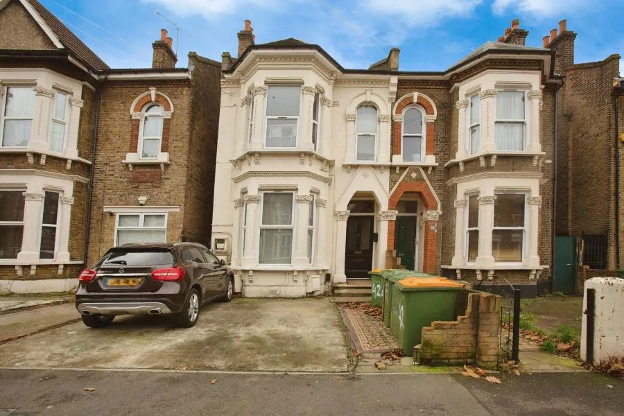 Earlham Grove, London, E7, photo 7