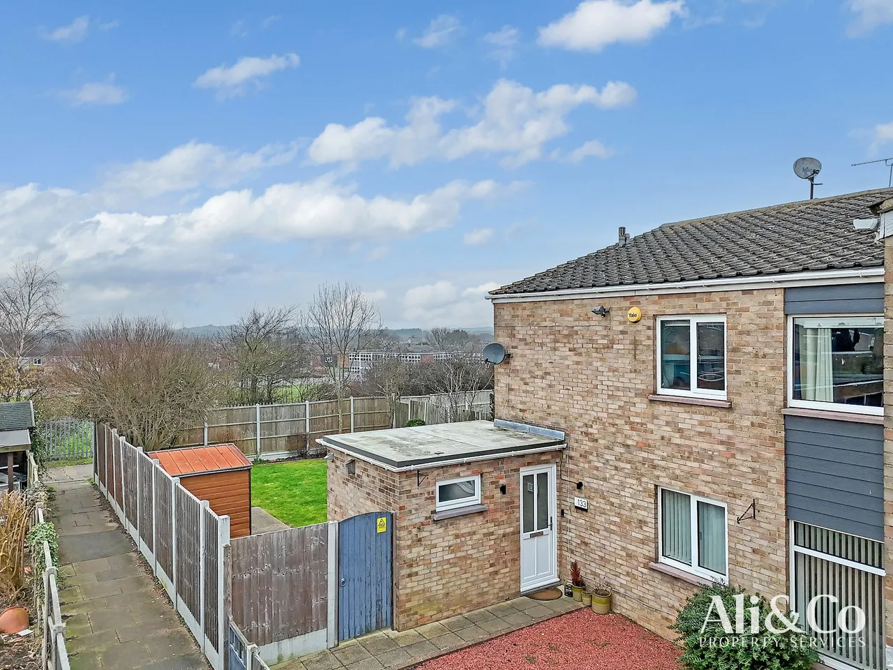 Oxwich Close, Stanford-le-Hope, Essex, SS17 7JZ, photo 18