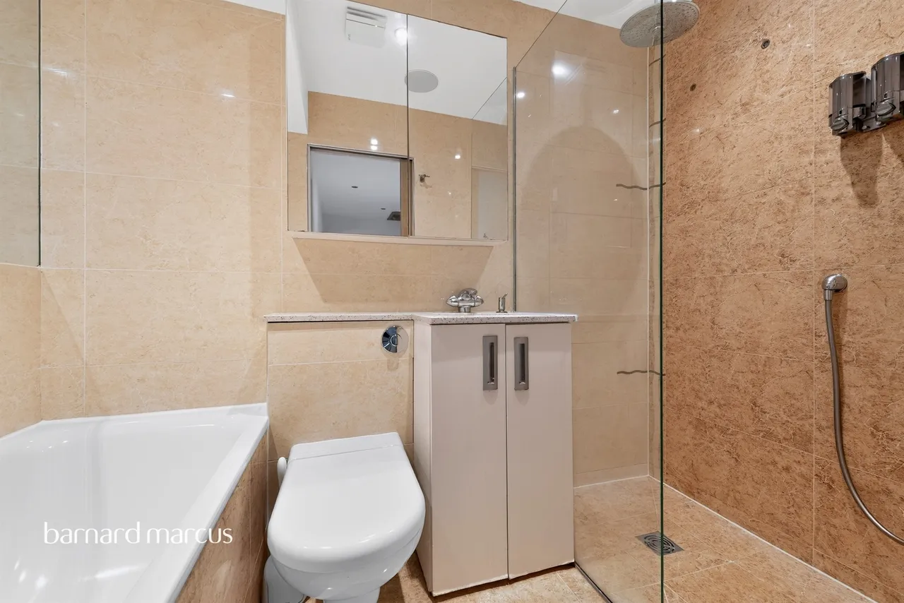 Horndean Close, London, SW15, photo 6