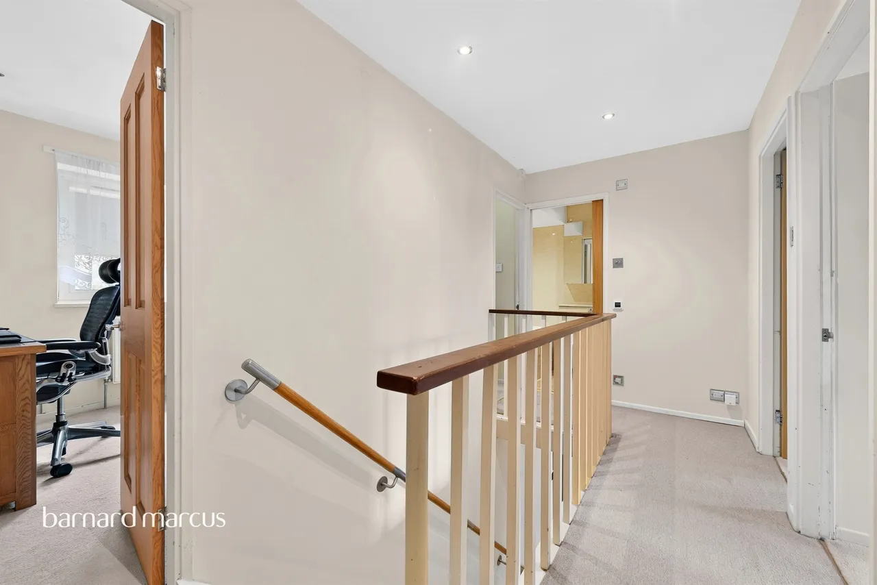 Horndean Close, London, SW15, photo 5