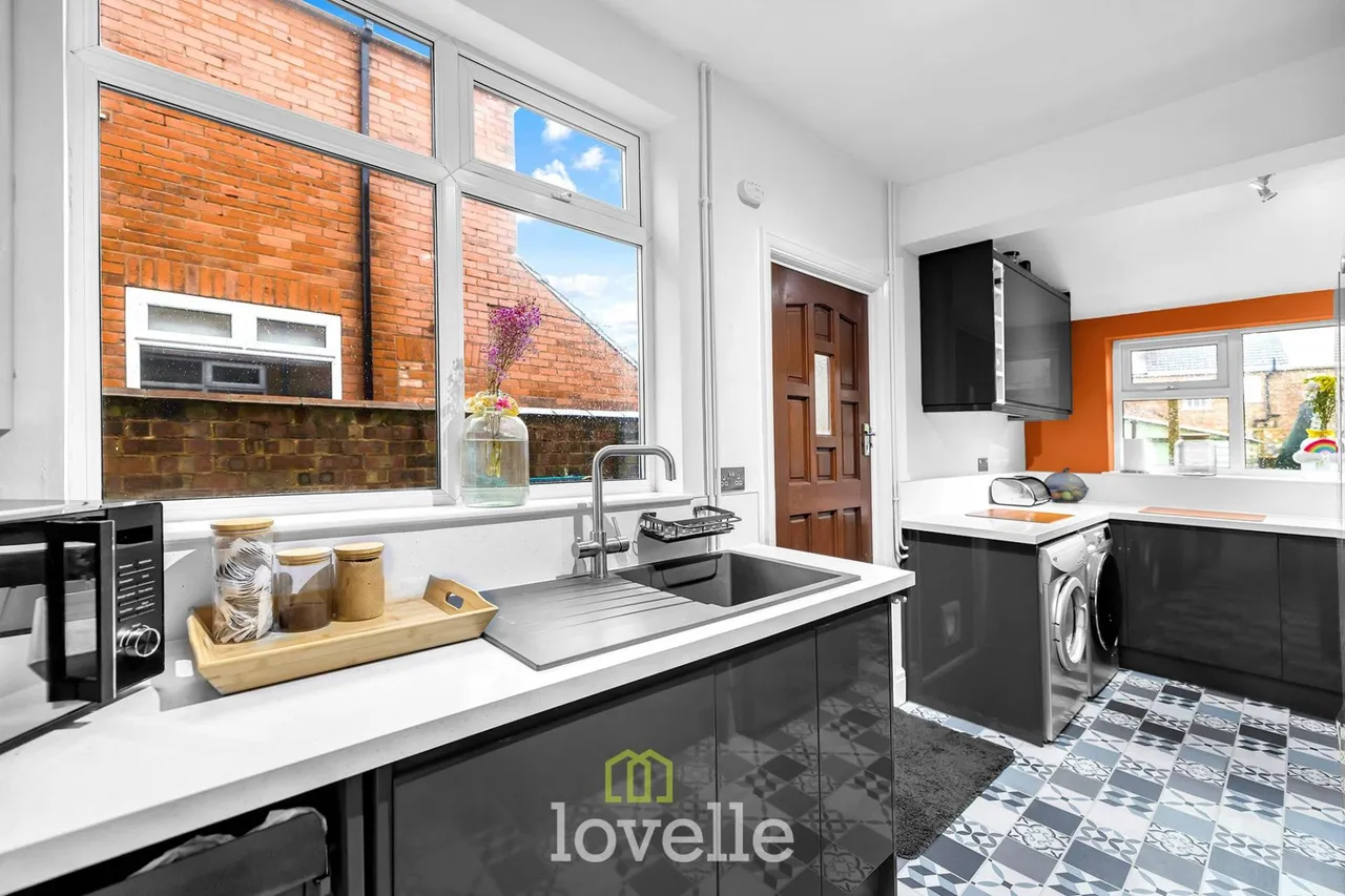 Shaftesbury Avenue, Grimsby, DN34, photo 9