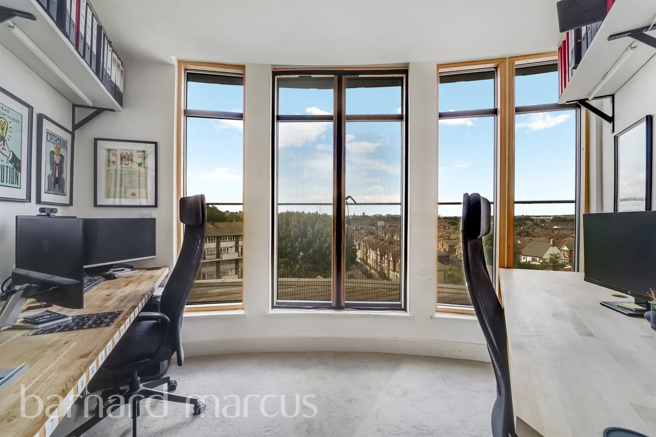 Cavendish Road, London, SW19, photo 10