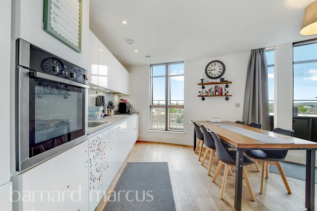 Cavendish Road, London, SW19, photo 4