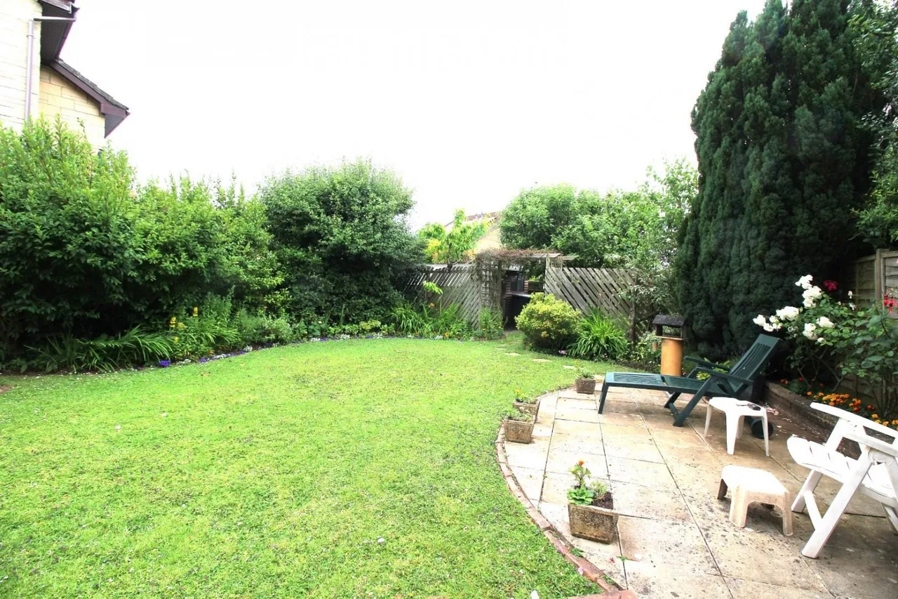 Lavender Close, Thornbury, BS35, photo 25
