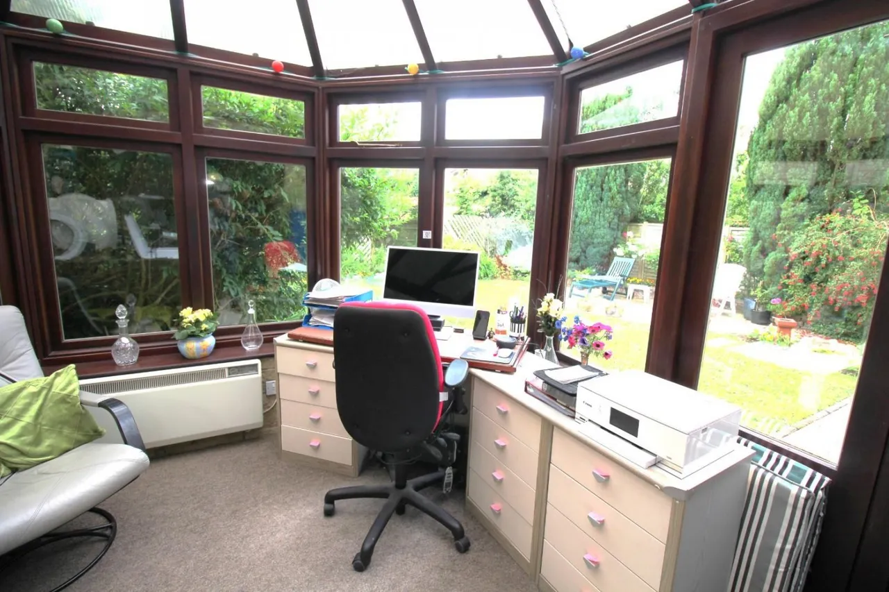 Lavender Close, Thornbury, BS35, photo 21