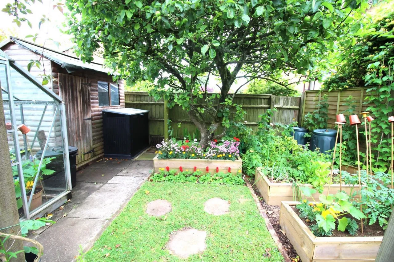Lavender Close, Thornbury, BS35, photo 26