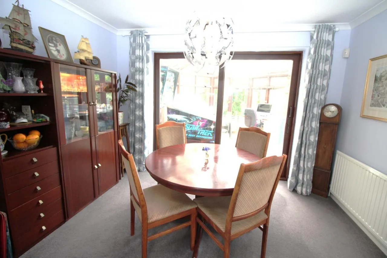Lavender Close, Thornbury, BS35, photo 11