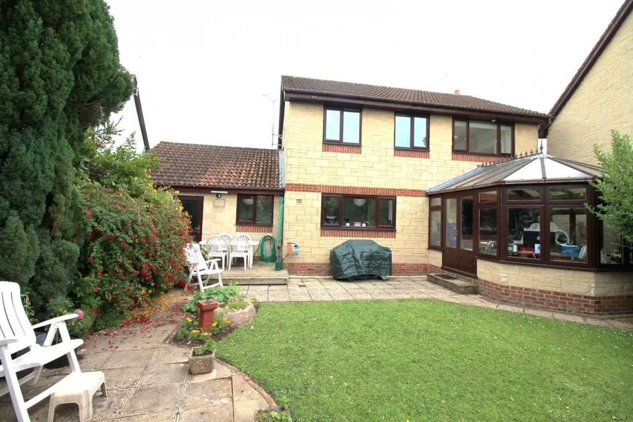 Lavender Close, Thornbury, BS35, photo 30