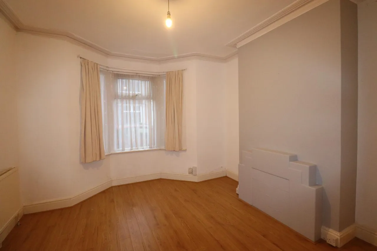 Albany Road, Abington, NN1, photo 3
