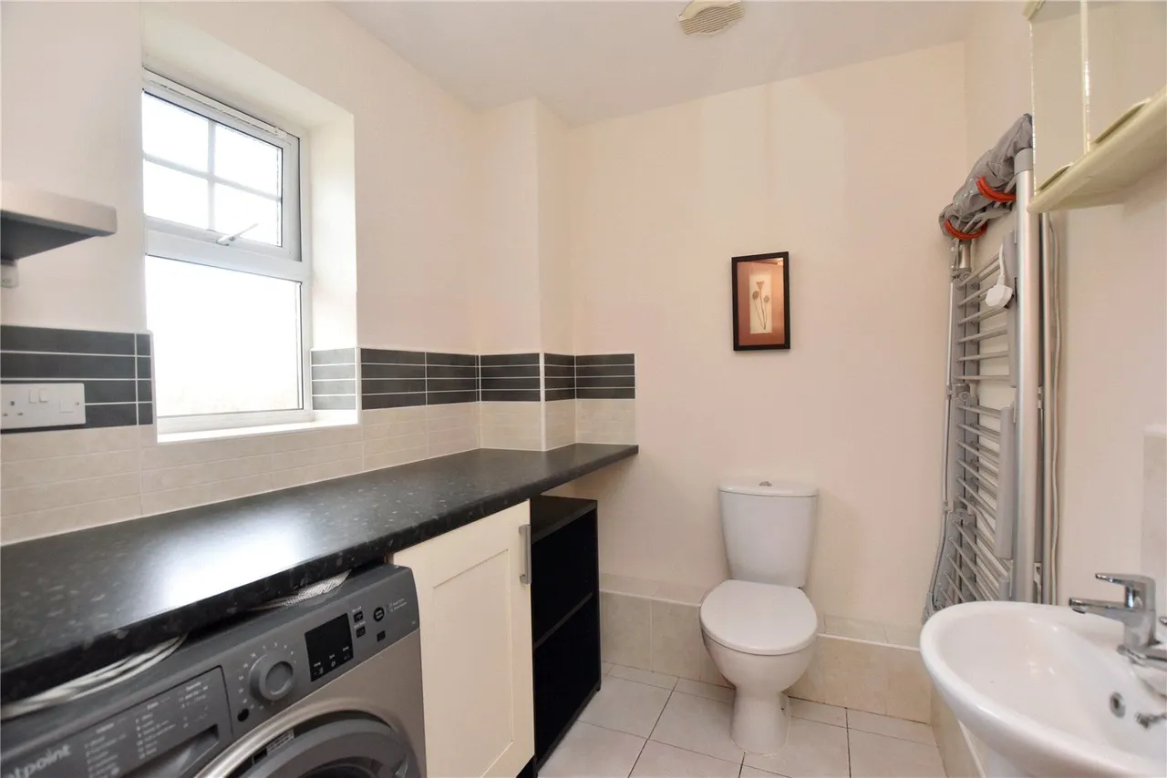 High Royds Drive, Menston, LS29, photo 11