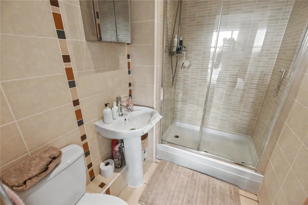 High Royds Drive, Menston, LS29, photo 9