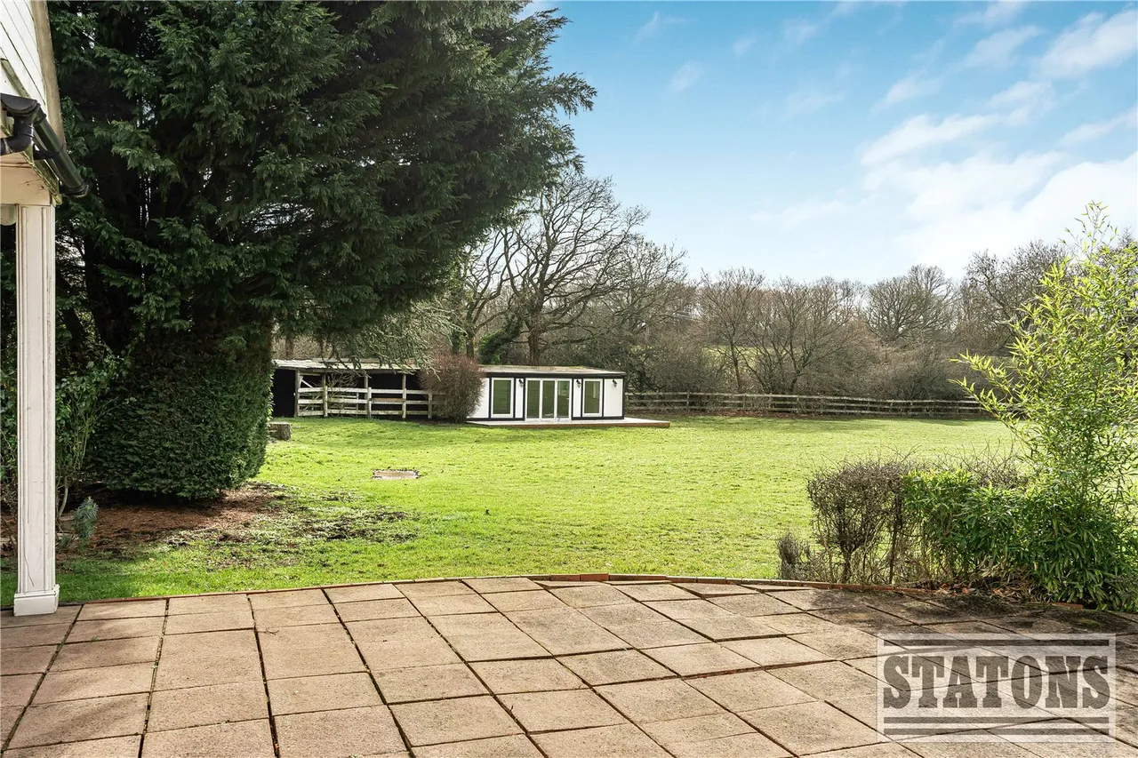 Foxes Lane, Welham Green, North Mymms, Hatfield, AL9 7BA, photo 38