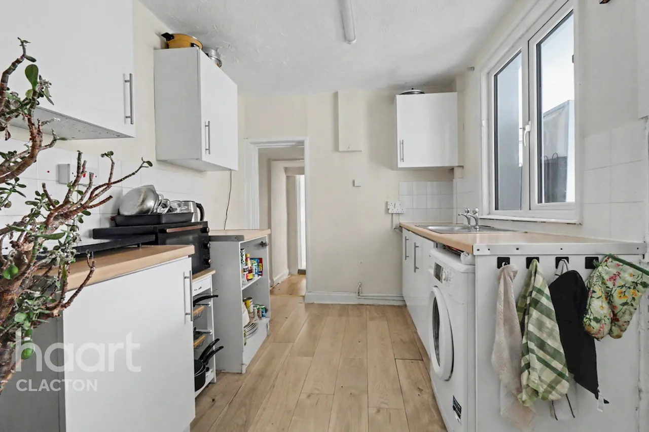 Agincourt Road, Clacton-On-Sea, CO15, photo 4