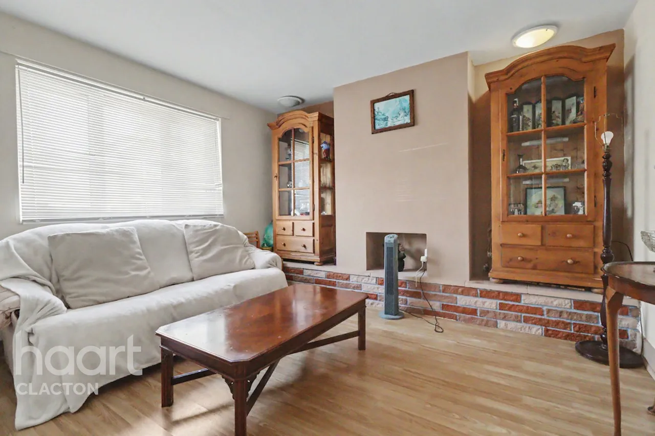 Agincourt Road, Clacton-On-Sea, CO15, photo 2