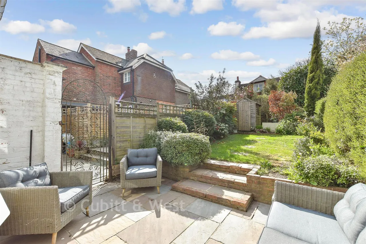 Haywards Heath Road, Balcombe, RH17, photo 11