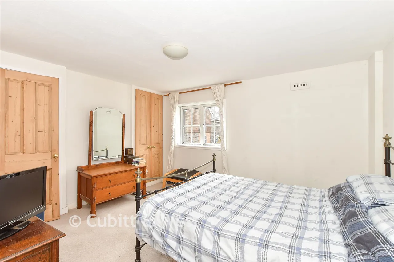 Haywards Heath Road, Balcombe, RH17, photo 7