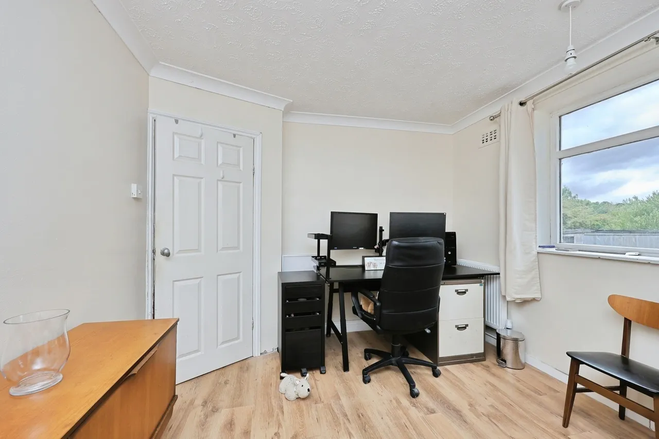 Theobald Road, NORWICH, Norfolk, NR1, photo 6