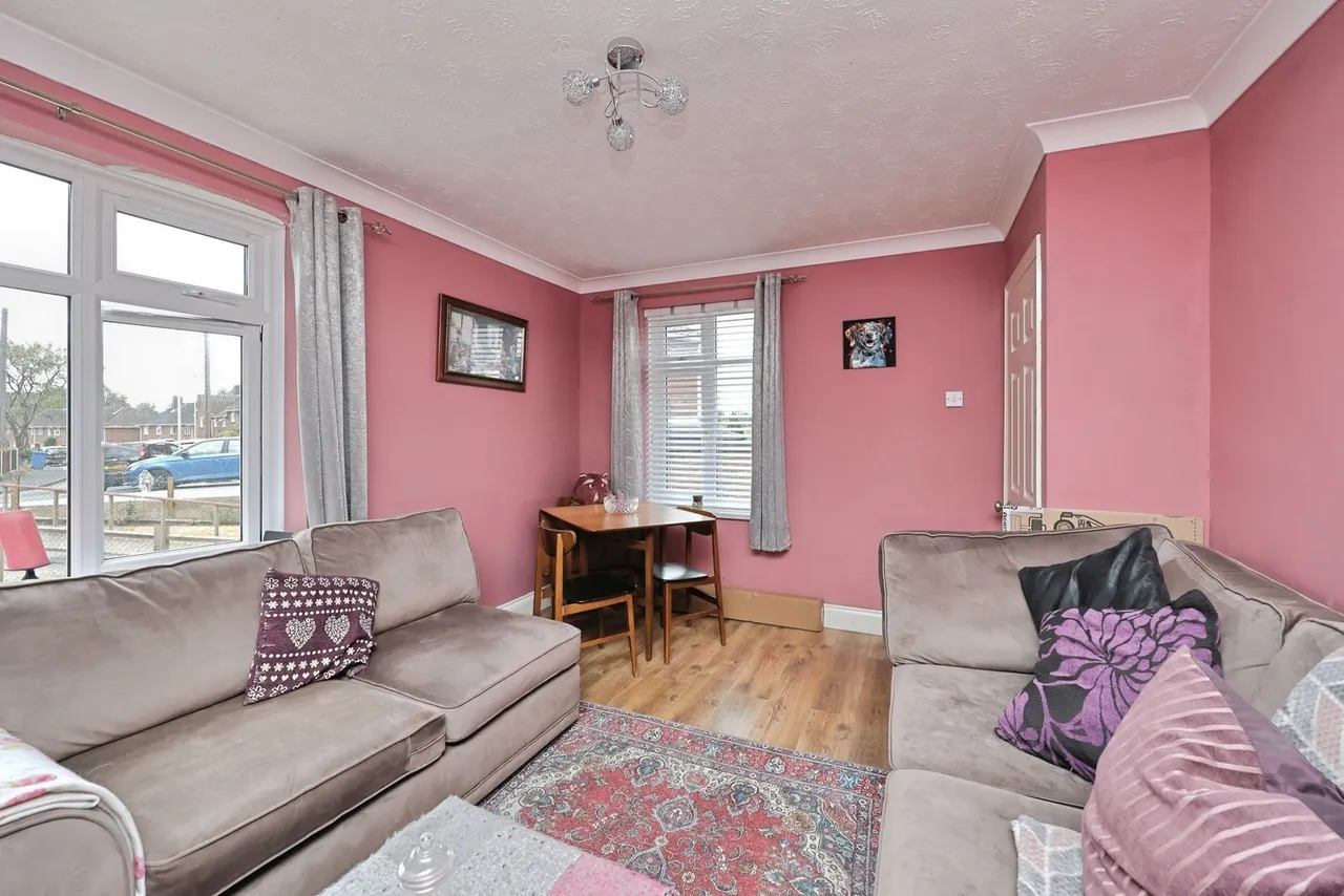 Theobald Road, NORWICH, Norfolk, NR1, photo 3