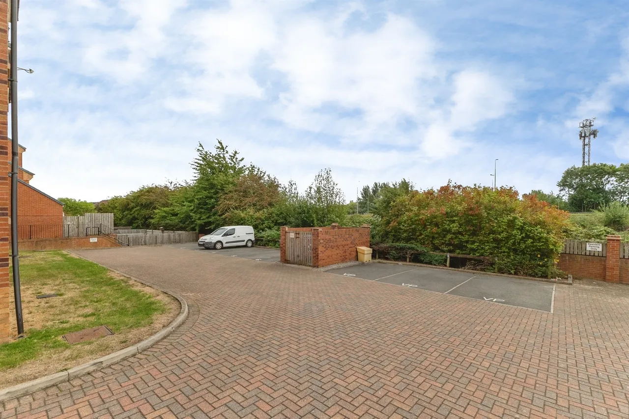 Mulberry Wynd, Stockton-On-Tees, TS18, photo 13