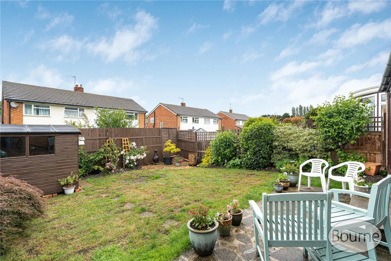 York Road, Ash, GU12, photo 10