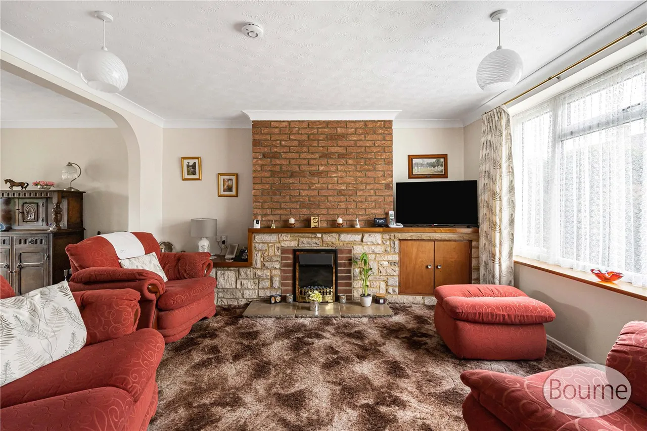 York Road, Ash, GU12, photo 17