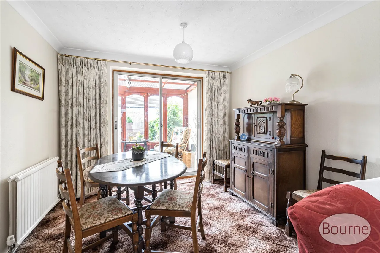 York Road, Ash, GU12, photo 3