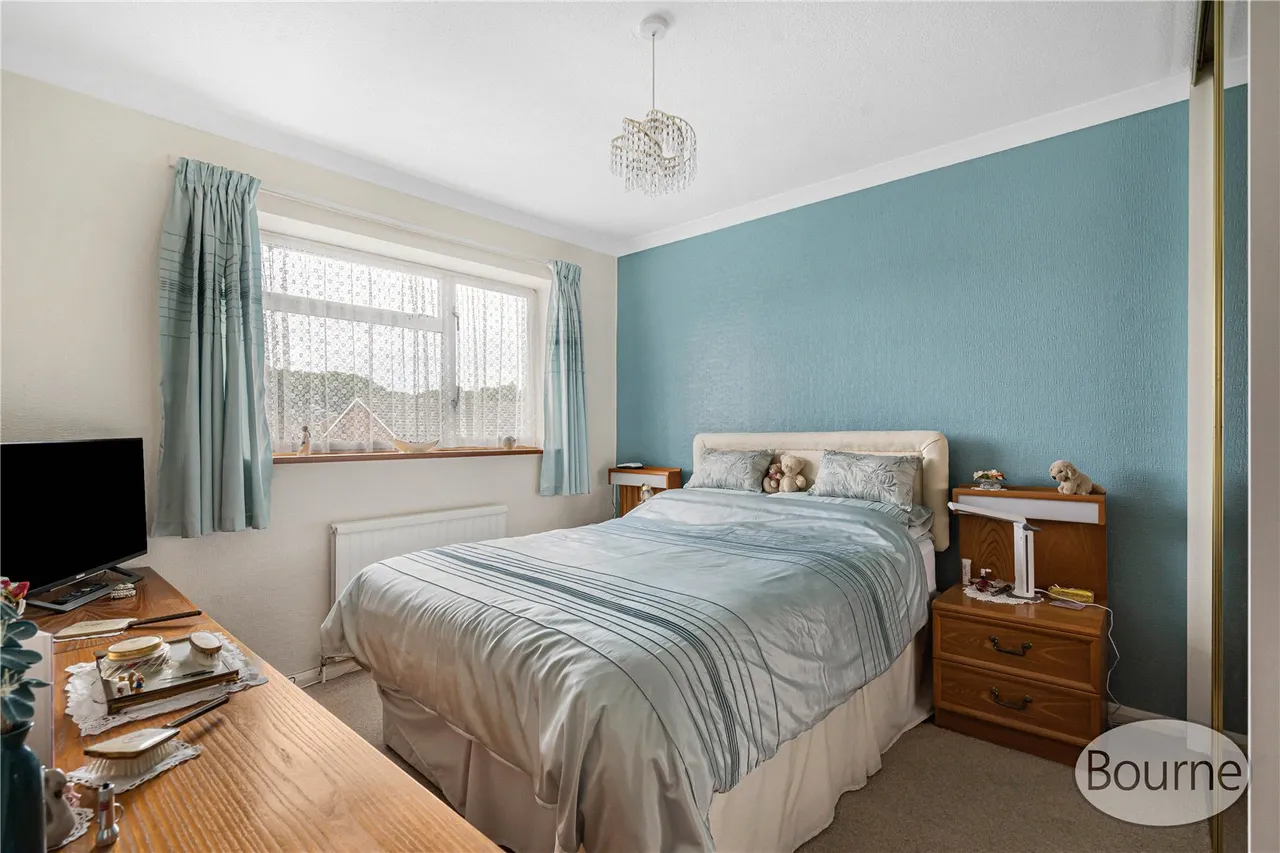 York Road, Ash, GU12, photo 7