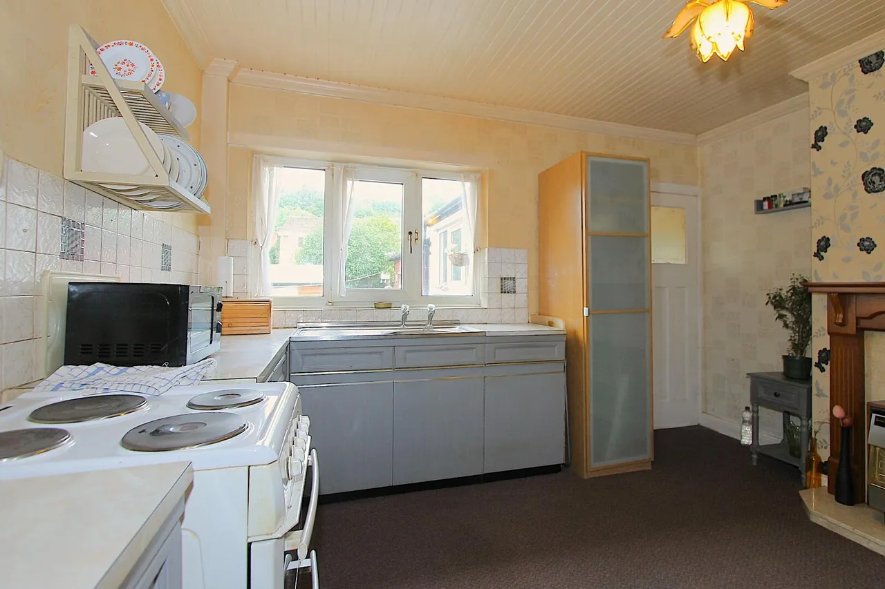Park Lane, Halesowen, photo 6