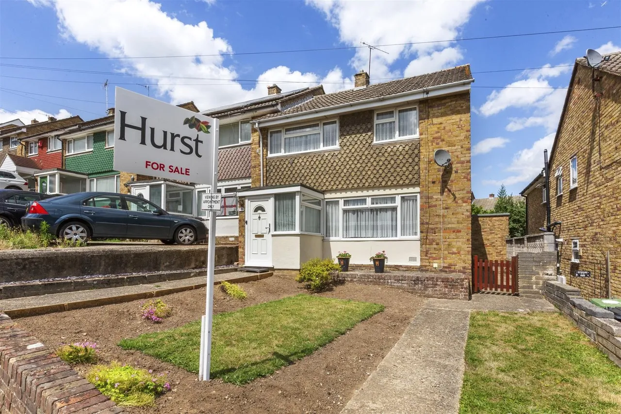 3 bed house for sale, Horsenden Road, High Wycombe, HP13