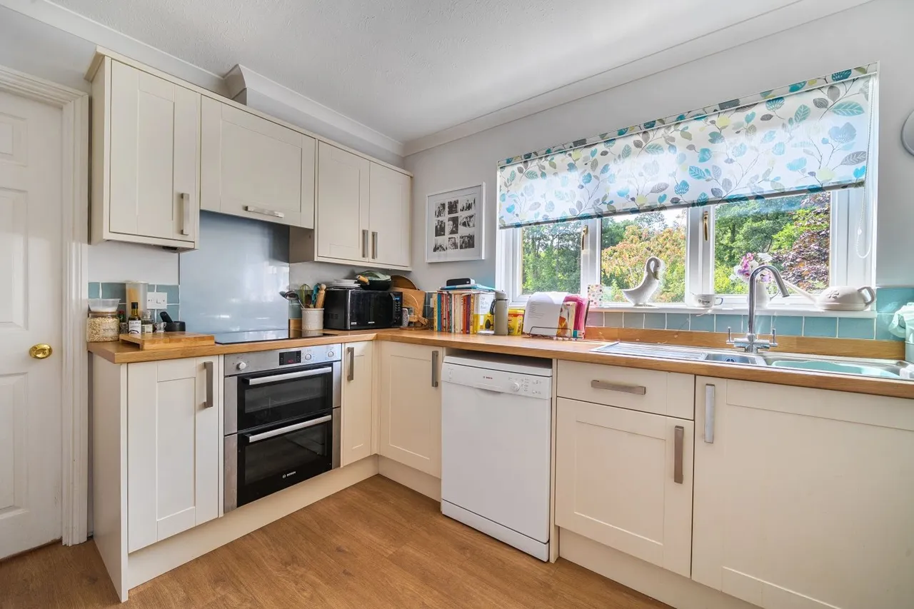 Campion Drive, Barnstaple, EX32, photo 6