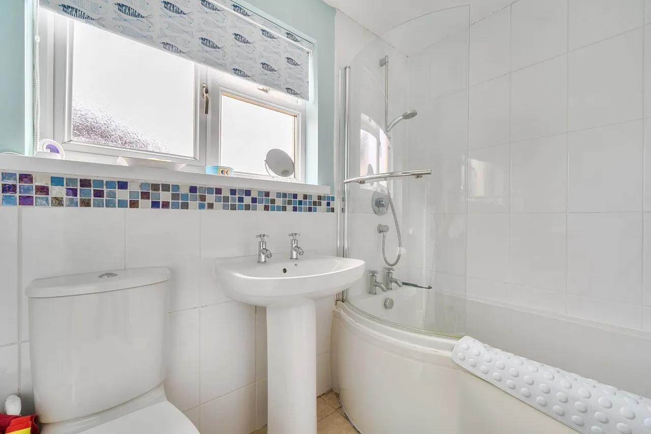 Campion Drive, Barnstaple, EX32, photo 13