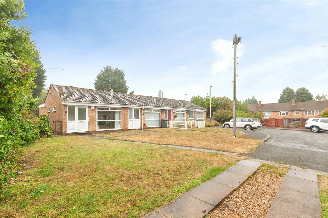Ogwen Close, Thurnby, LE5, photo 14
