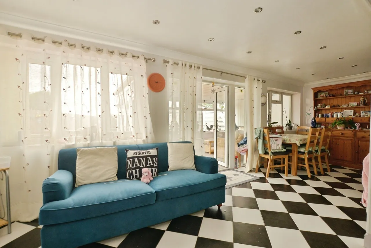 Dunes Road, Greatstone, New Romney, Kent, TN28, photo 3