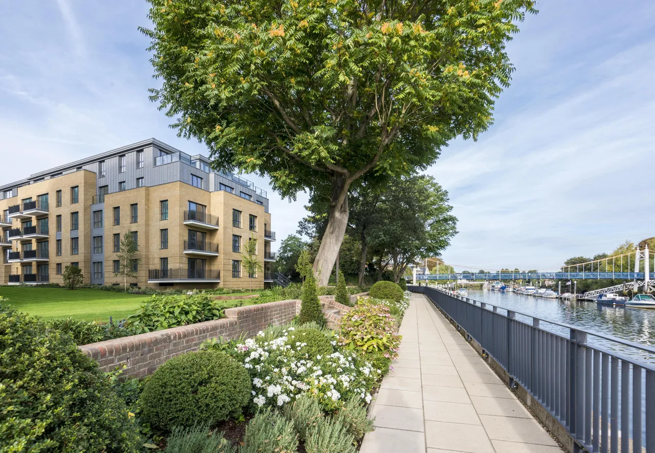 Broom Road, Teddington, TW11, photo 8