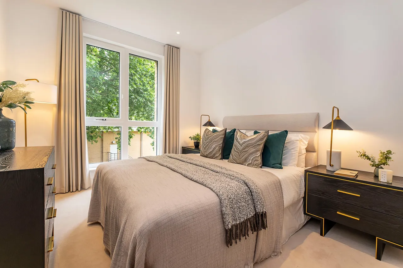 Broom Road, Teddington, TW11, photo 4