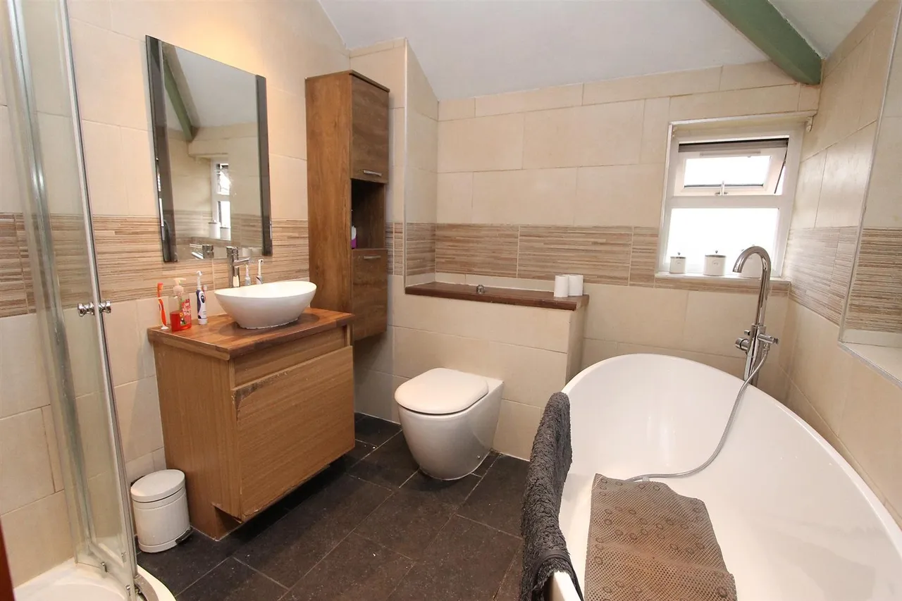 Vicarage Road, Amblecote, Stourbridge, photo 9