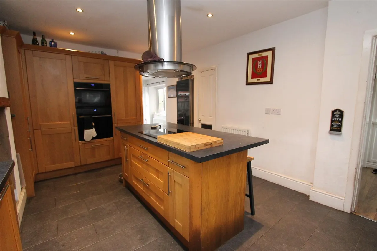 Vicarage Road, Amblecote, Stourbridge, photo 4