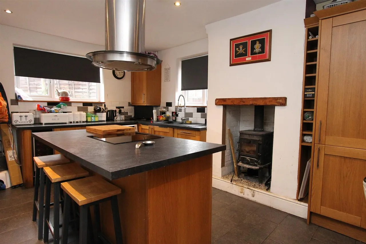 Vicarage Road, Amblecote, Stourbridge, photo 5