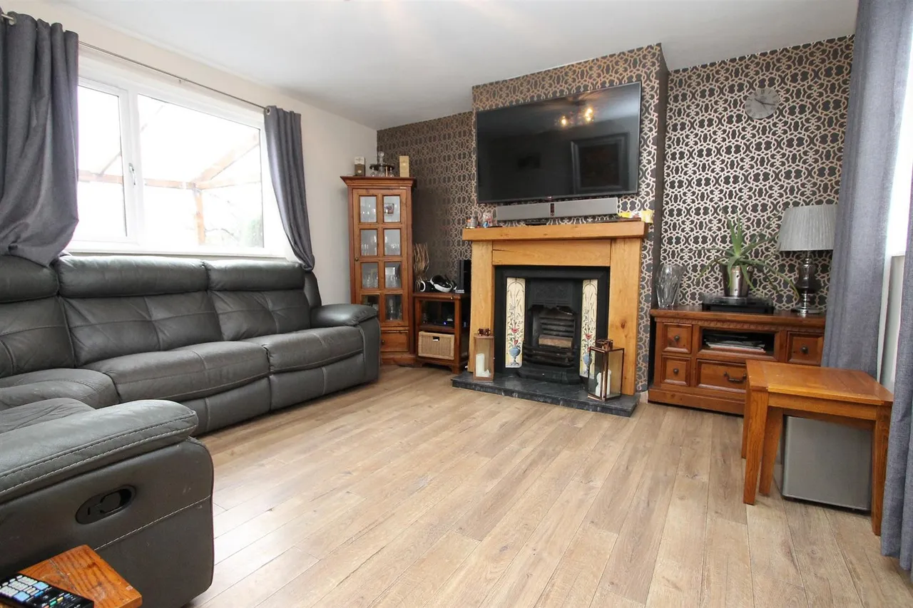 Vicarage Road, Amblecote, Stourbridge, photo 2