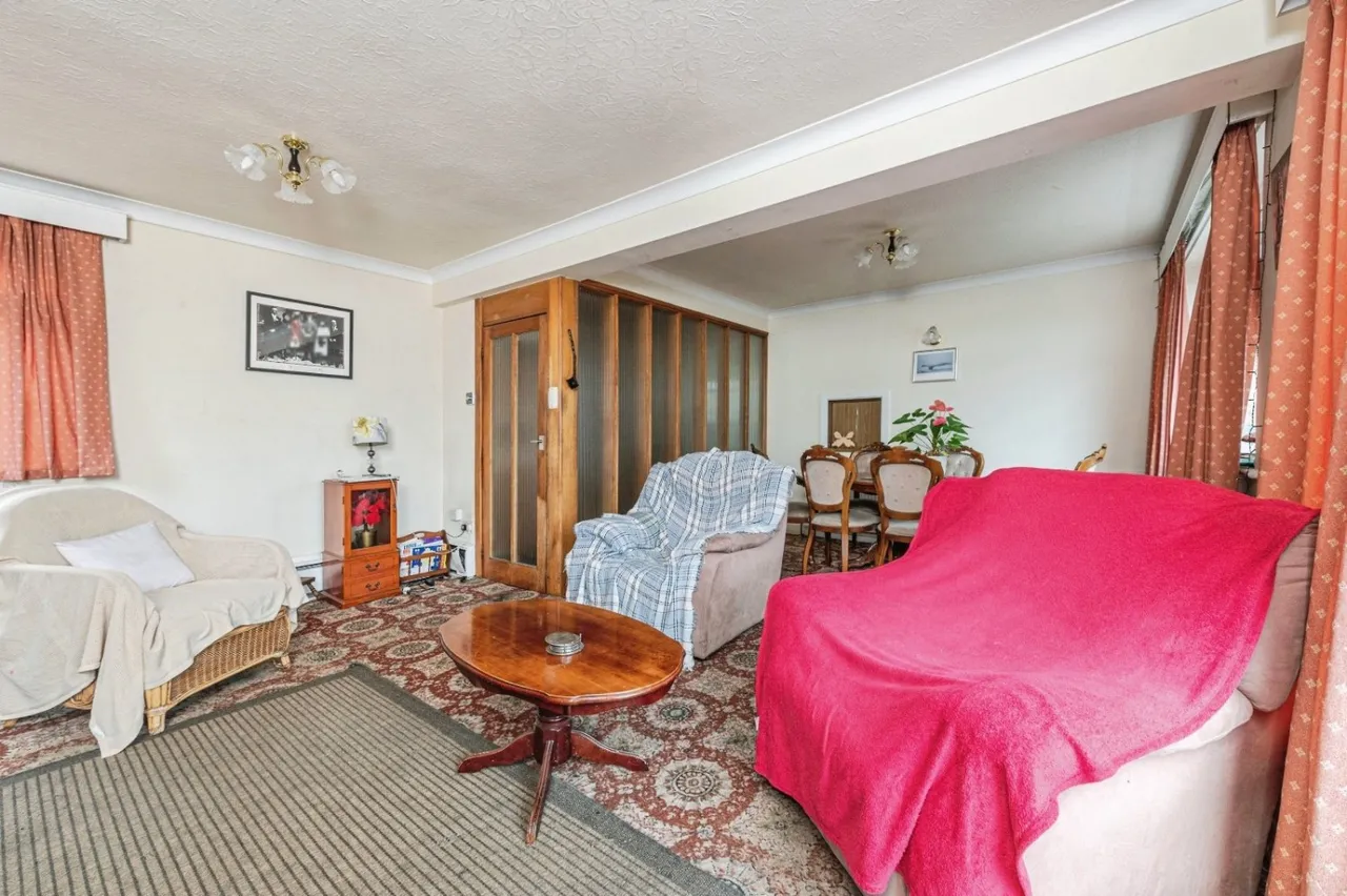 Wesley Street, Cleckheaton, BD19, photo 2
