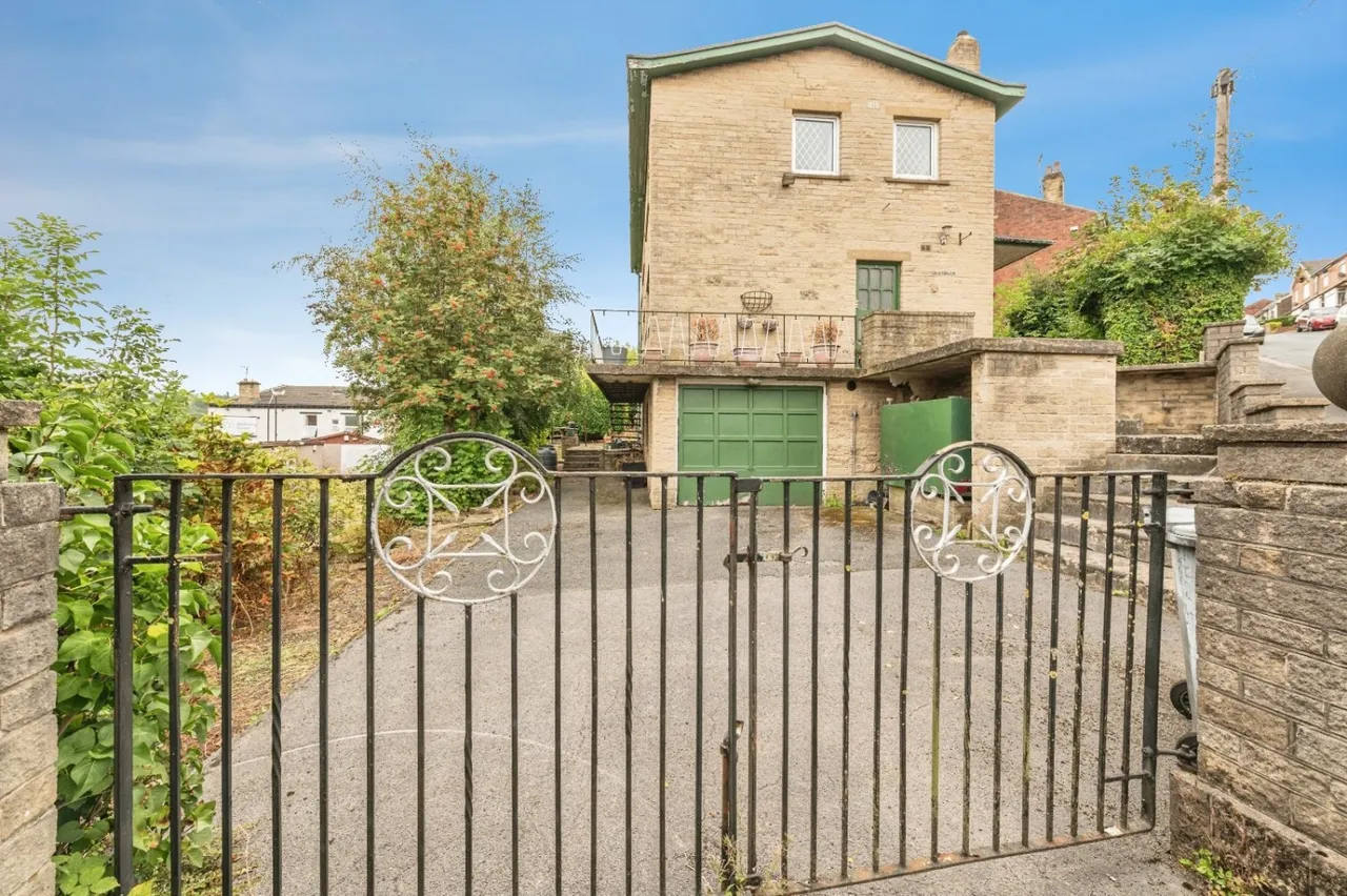 Wesley Street, Cleckheaton, BD19, photo 19