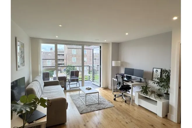 1 bed flat for sale, Winchester Square, Surrey Quays, SE8