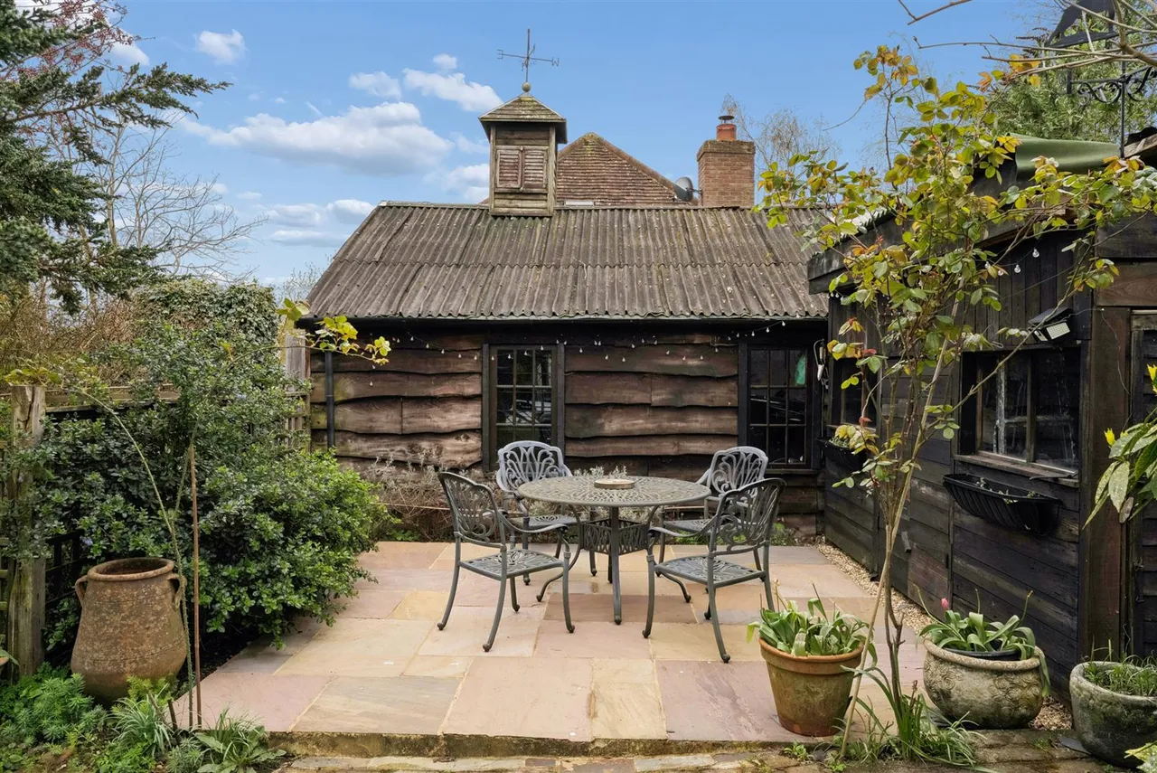 Drayton Road, Newton Longville, photo 22