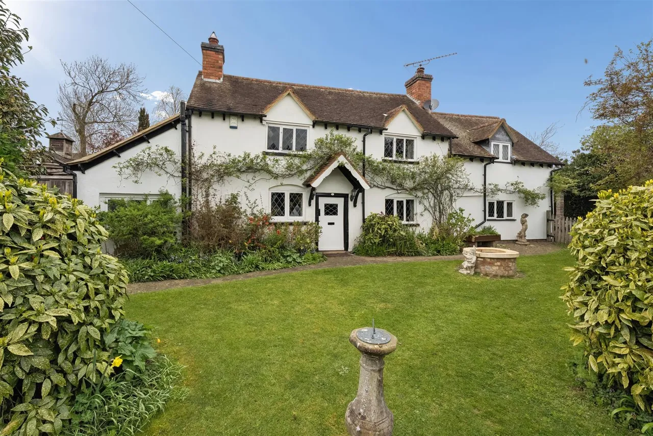 Drayton Road, Newton Longville, photo 24