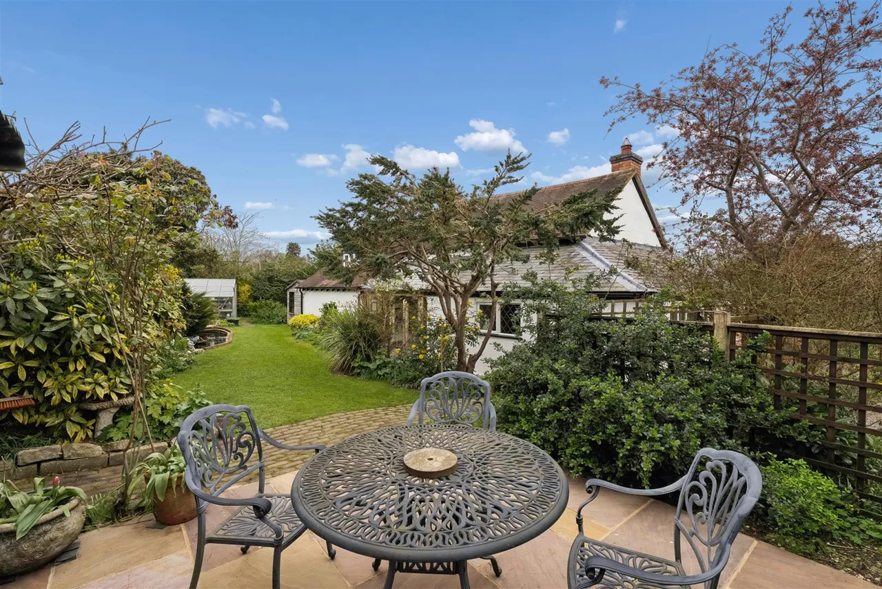 Drayton Road, Newton Longville, photo 4