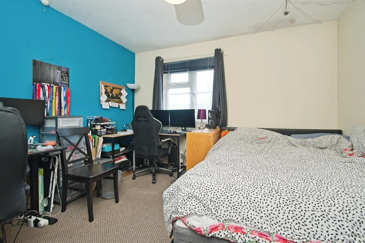 Maes Yr Awel, Pontypridd, photo 9