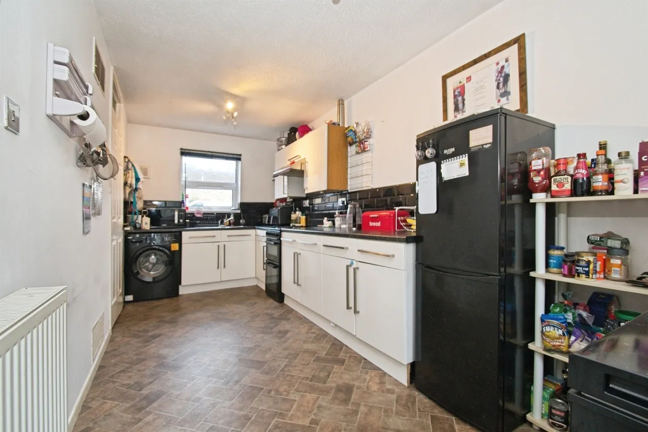 Maes Yr Awel, Pontypridd, photo 3