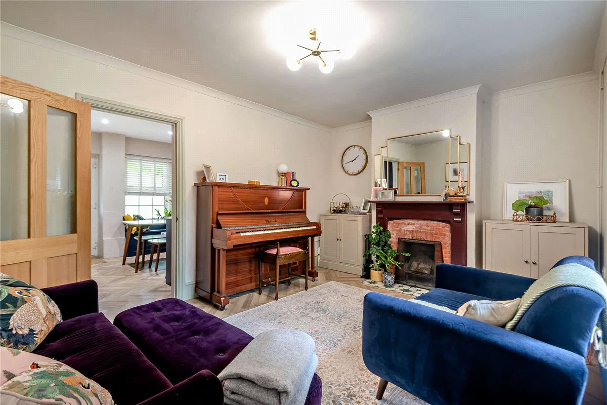 Pear Tree Lane, Newbury, RG14, photo 3