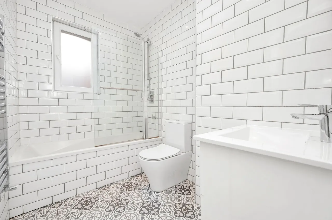 West Ella Road, London, NW10, photo 22
